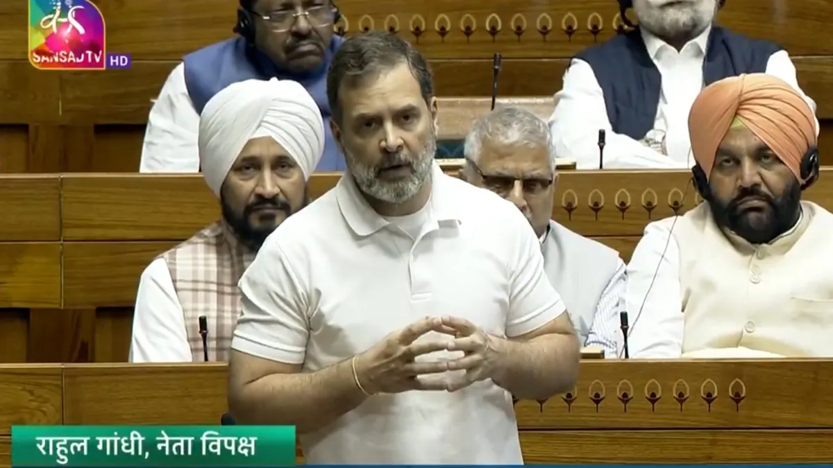 सेना पर टिप्पणी का मामला