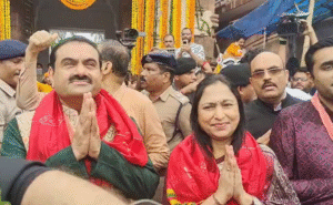 जगन्नाथ पुरी की रथयात्रा में गौतम अडानी