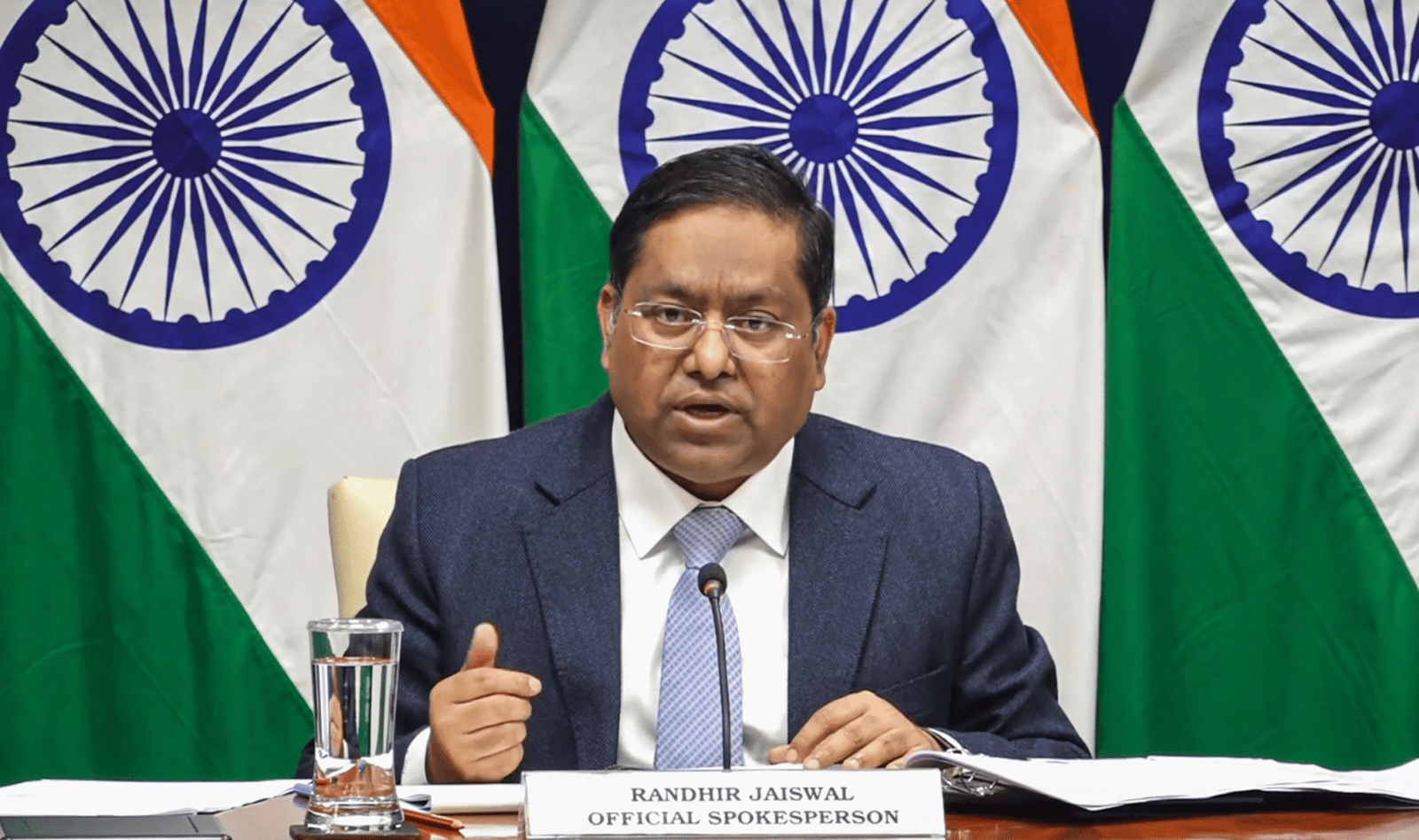 ट्रंप की ‘जुर्माना’ धमकी पर विदेश मंत्रालय का दो-टूक जवाब